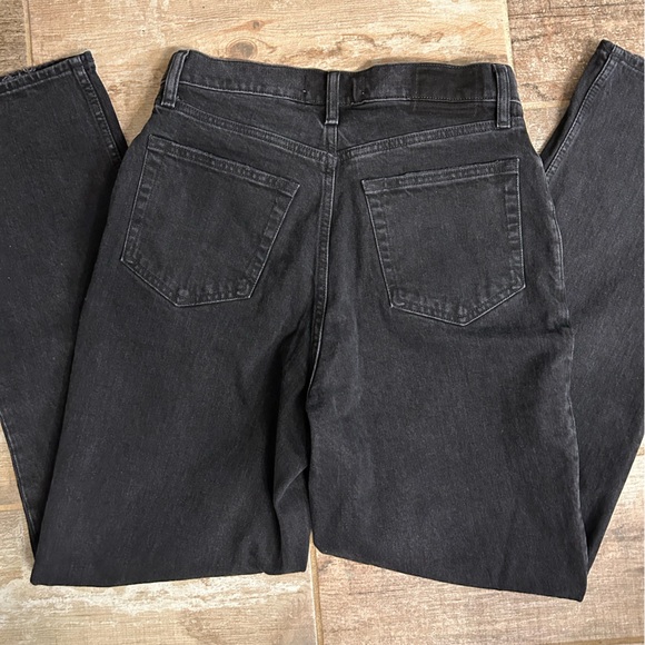 NEW Abercrombie & Fitch Black Curve Love Ultra High Rise 90s Straight Jean - Picture 6 of 6